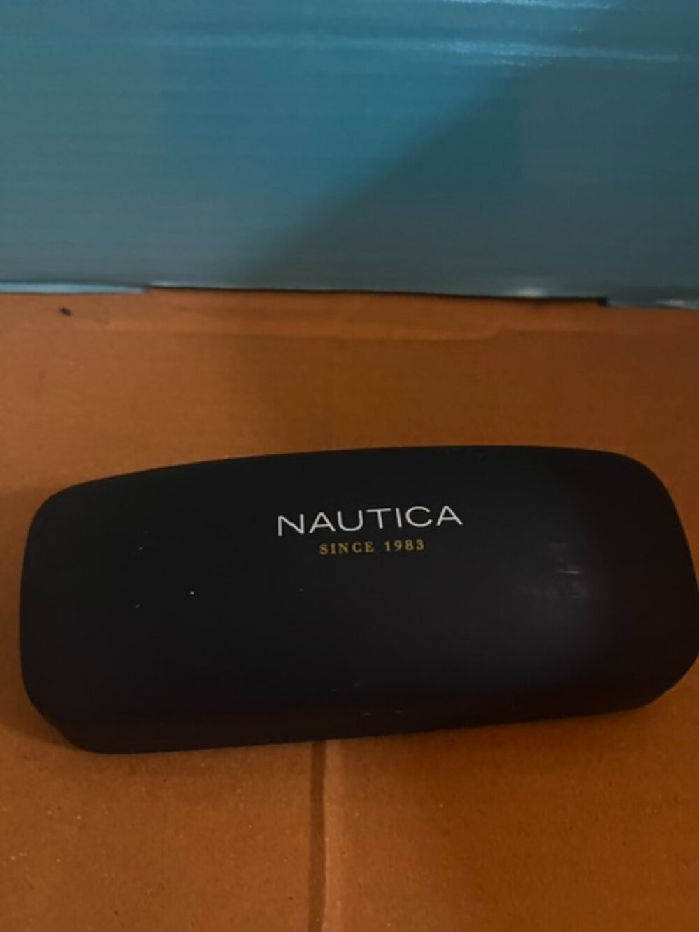 Nautica Sunglasses Glasses Black Felt-Lined Hard Clamshell Case - Nice Condition